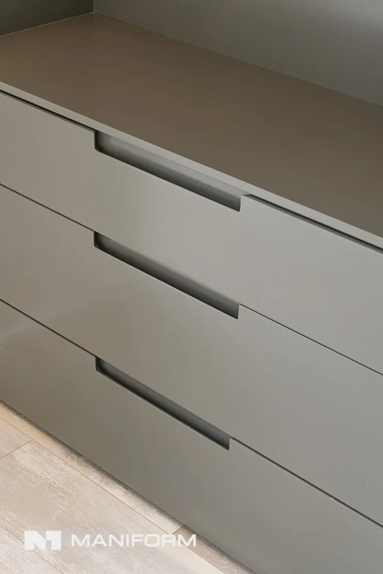 closet-room